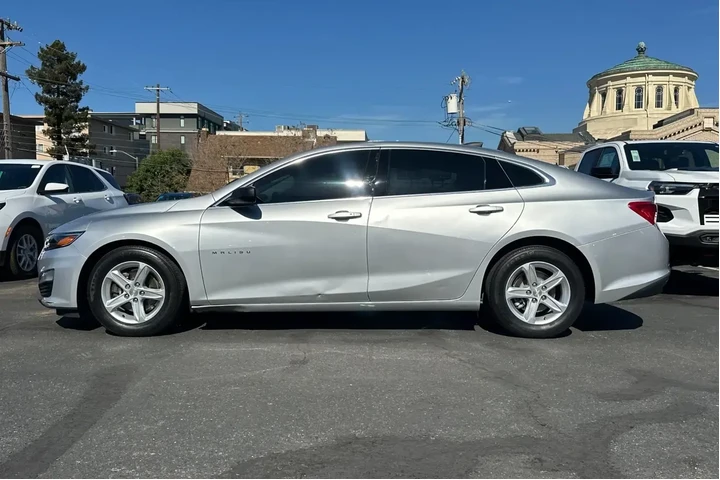 $15900 : Chevrolet Malibu 2019 LS 4dr image 7