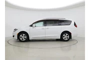 $17998 : Chrysler Pacifica 2017 Touri thumbnail