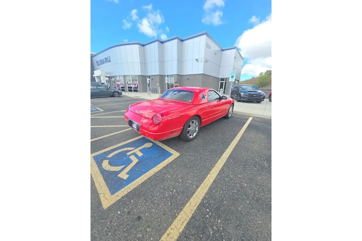 $12577 : Ford Thunderbird 2002 Deluxe image 4