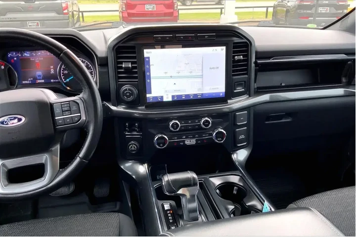 $30221 : Ford F-150 2021 4x2 XL 4dr S image 7