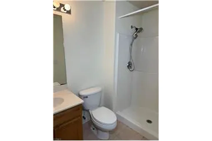 $1649 : Rental property with 3 bedro image 10