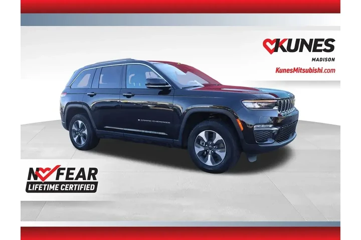 $26877 : Jeep Grand Cherokee 2023 4x4 image 1