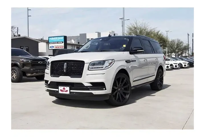 $31769 : Lincoln Navigator 2020 4x2 R image 1