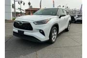 Toyota Highlander 2023 L 4dr en Los Angeles