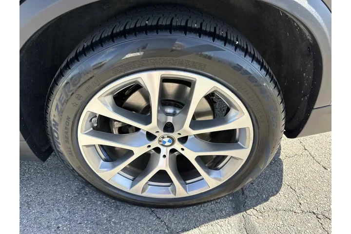 $38410 : 2023 X5 xDrive40i image 10