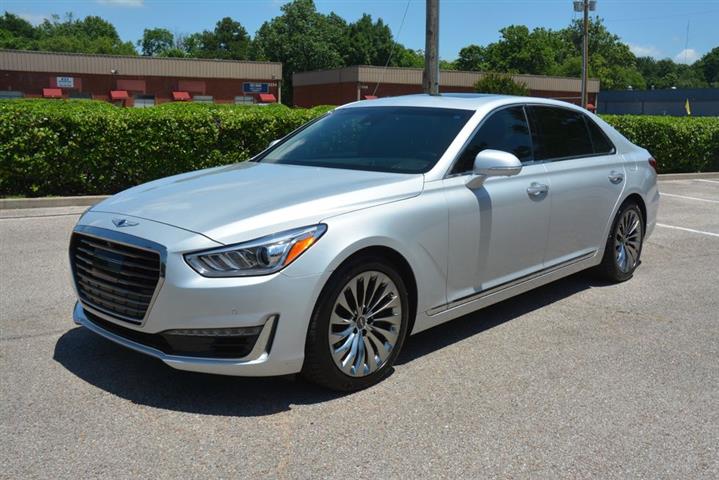 2017 Genesis G90 3.3T Premium image 1