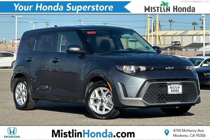 $16981 : Kia Soul 2023 LX 4dr Crossov image 1