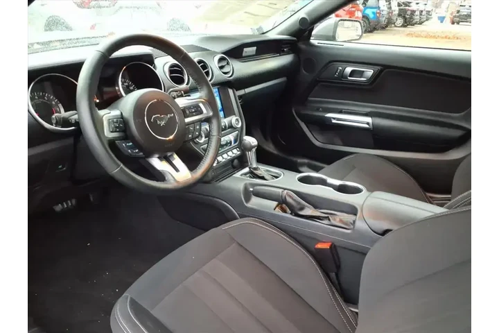 $27995 : Ford Mustang 2021 EcoBoost 2 image 10