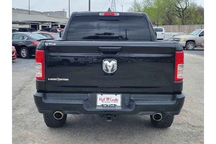 $32000 : Ram 1500 2022 4x2 Big Horn 4 image 4