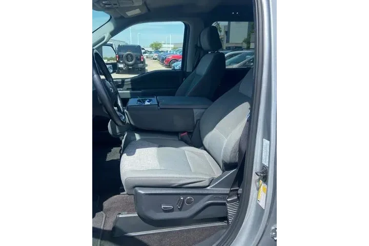 $36061 : Ford F-150 2021 4x4 XL 4dr S image 5