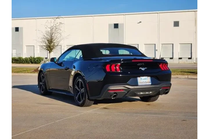 $35610 : Ford Mustang 2025 EcoBoost P image 7