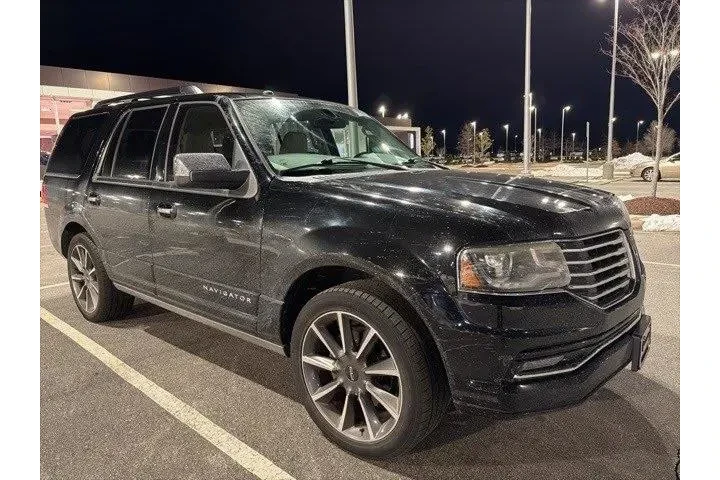 $16695 : Lincoln Navigator 2016 4x2 R image 7