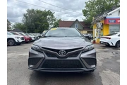 $20995 : 2021 Camry SE thumbnail