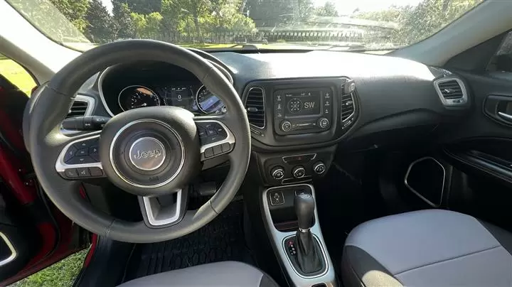 $8500 : 2018 Jeep Compass SPORT image 7