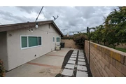 $1490 : Santa Ana - Available Now thumbnail