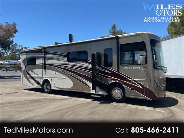 $109980 : 2016 Thor Motor Coach Palazzo image 1