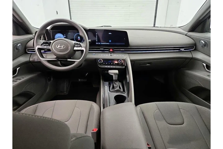 $20998 : Hyundai ELANTRA 2024 SEL 4dr image 9