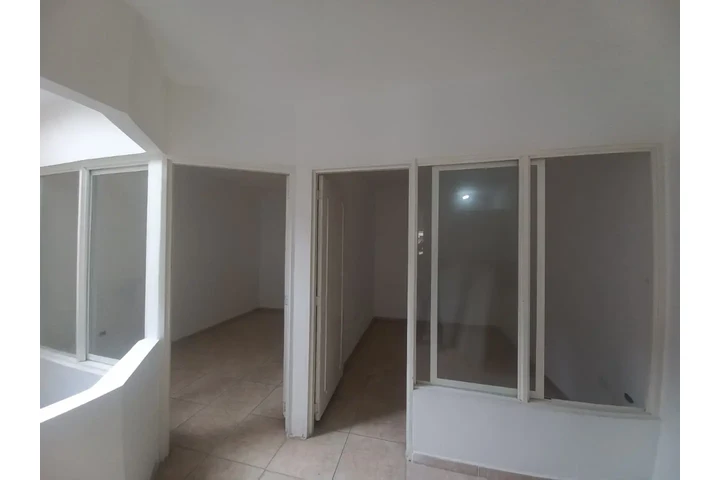 $750000 : APARTAMENTO EN SEGUNDO PISO image 4