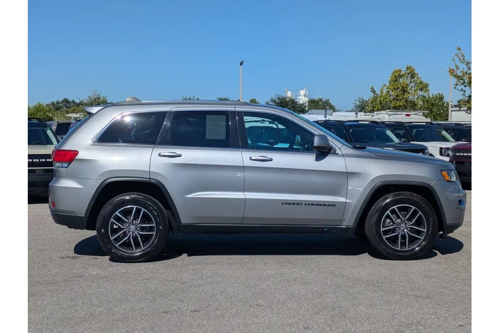 $14000 : Jeep Grand Cherokee 2018 4x2 image 3