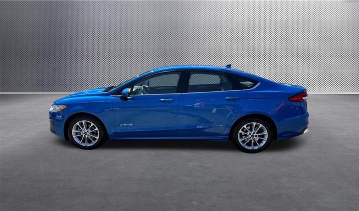 $16419 : 2019 Fusion Hybrid SE image 4