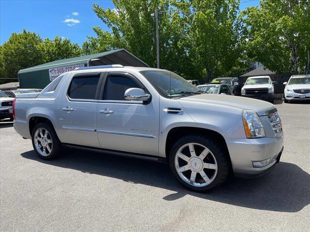 $15995 : 2010 Escalade EXT Premium image 2