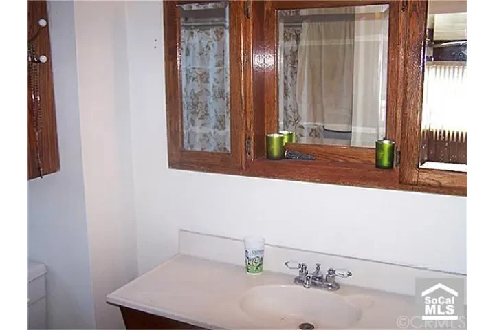 $1470 : Norwalk - 3 Bed Listo image 6