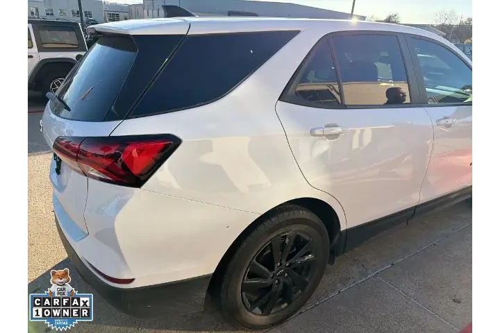 $18958 : Chevrolet Equinox 2023 LS 4d image 2