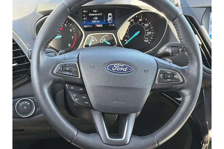 $12990 : Ford Escape 2017 Titanium 4d image 10