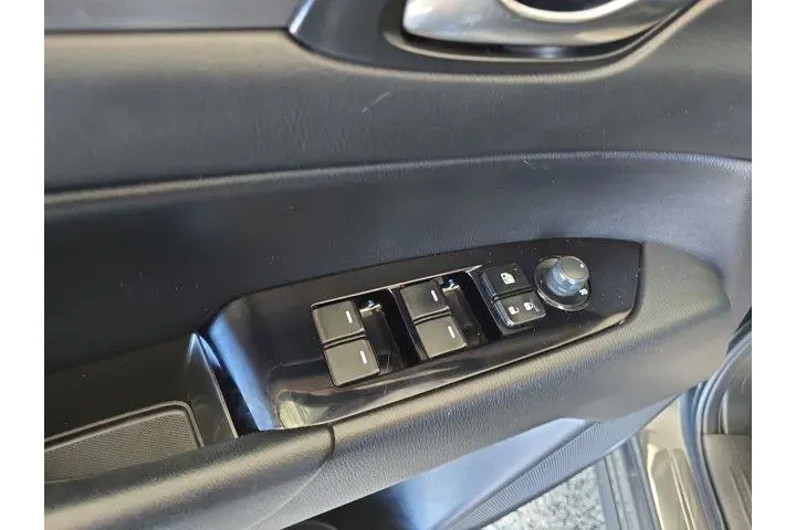 $22999 : Mazda CX-5 2023 AWD 2.5 S Se image 6