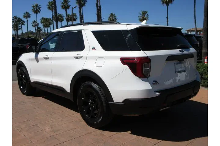 $35161 : Ford Explorer 2023 AWD Timbe image 2
