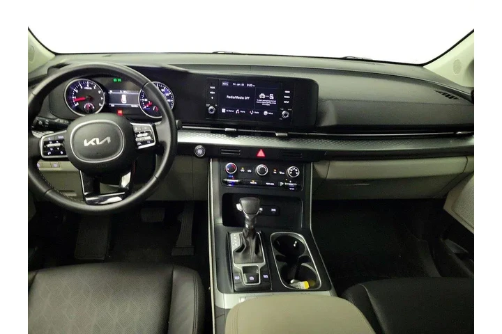 $30998 : Kia Carnival 2024 LX 4dr Min image 9