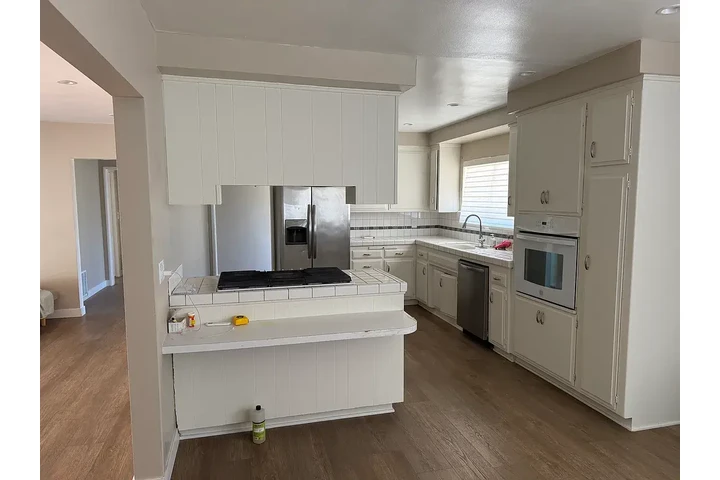 $2000 : FOR RENT❗Acre St, Northridge‼️ image 4