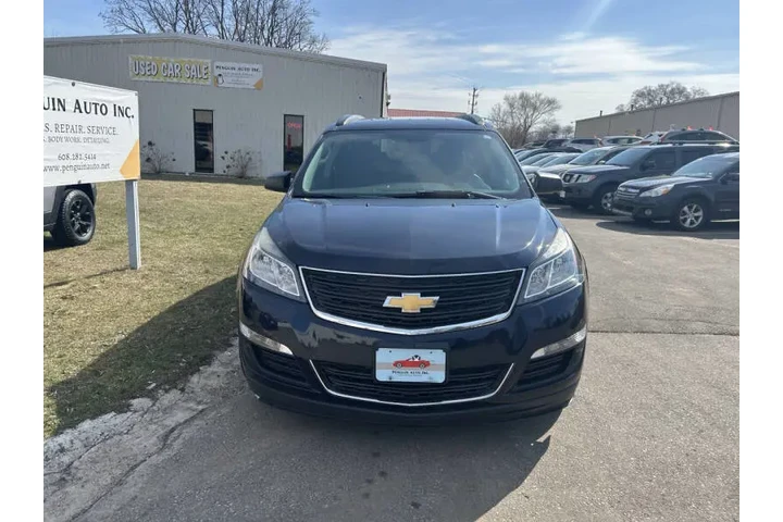 $7490 : 2016 Traverse LS image 10