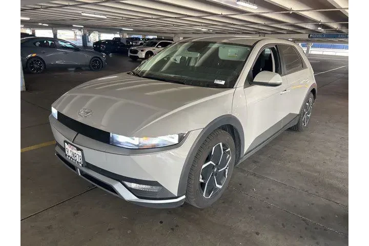 $22995 : Hyundai IONIQ 5 2024 SEL 4dr image 4