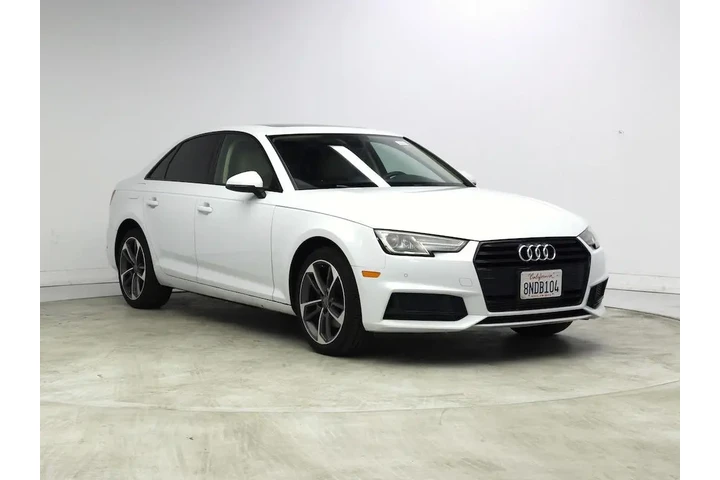 $16998 : Audi A4 2019 Titanium 40 TFS image 1