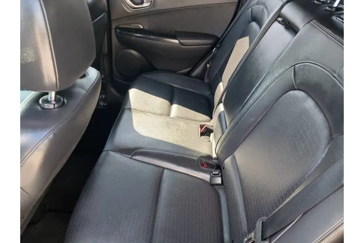 $15300 : 2020 Kona Limited image 3