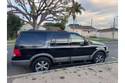 $2950 : Ford expedition 2004 (1 sueño) thumbnail