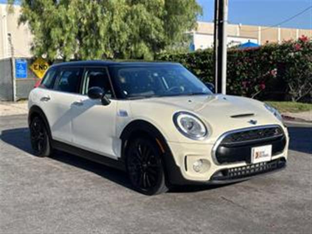 $10990 : 2017 MINI CLUBMAN2017 MINI CL image 3