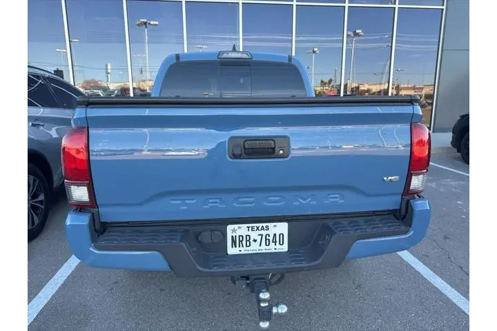 $31991 : Toyota Tacoma 2019 4x4 TRD S image 8