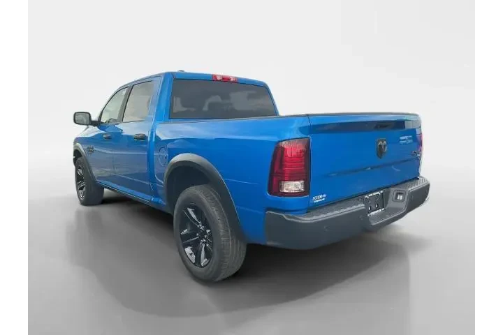 $37950 : Ram 1500 Classic 2024 4x4 SL image 4