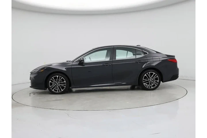 $36998 : Toyota Camry 2025 XLE 4dr Se image 3