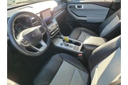 $28500 : Ford Explorer 2023 XLT 4dr S thumbnail