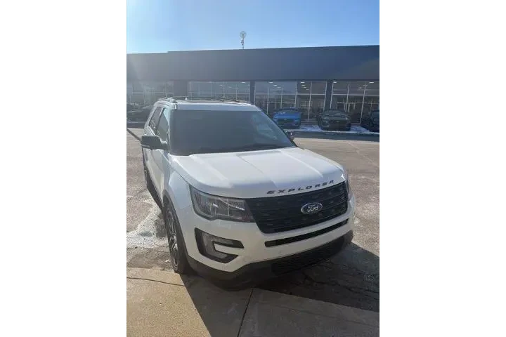 $17995 : Ford Explorer 2017 AWD Sport image 5