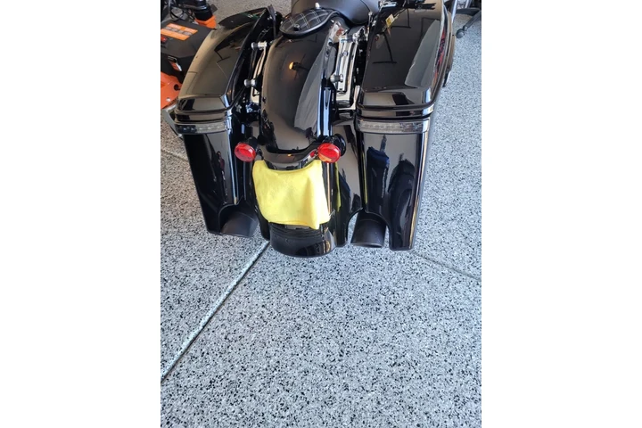 $35000 : 2017 Harley Davidson touring image 6
