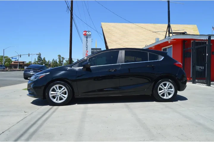 $9995 : Used 2018 Cruze 4dr HB 1.4L L image 2