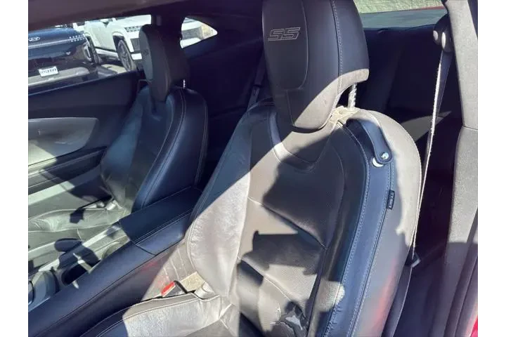 $18995 : Chevrolet Camaro 2015 SS 2dr image 6