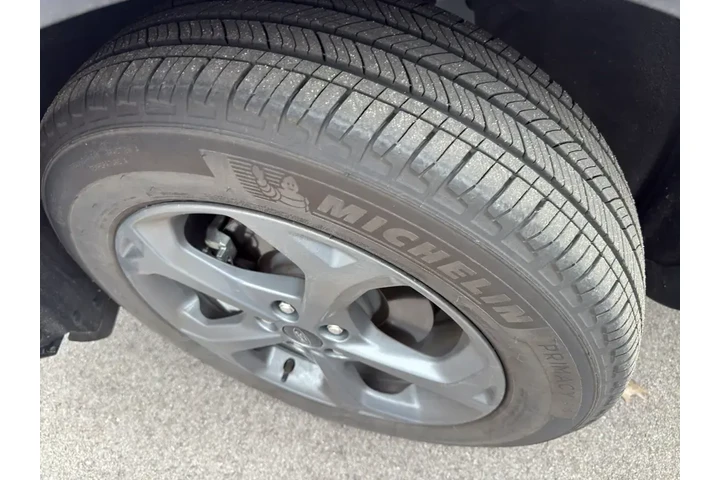 $27501 : Ford Escape 2025 AWD ST-Line image 10