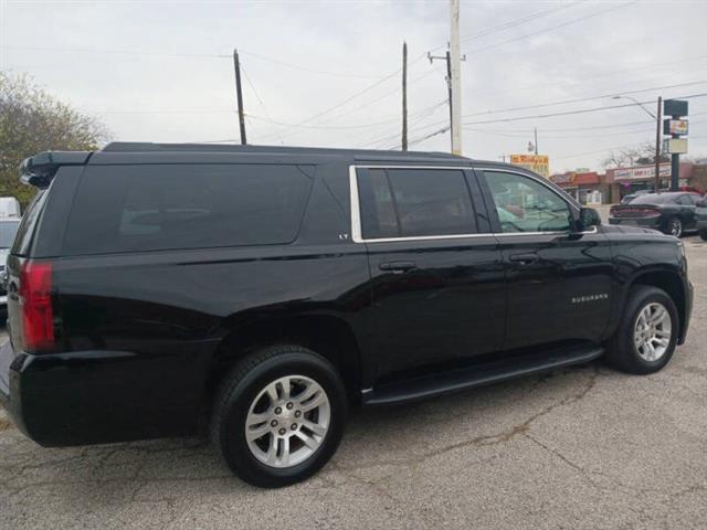 $24900 : 2019 Suburban LT image 3