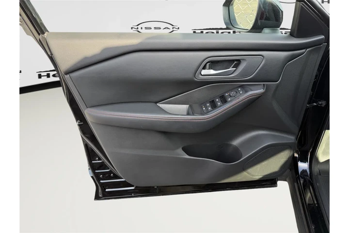 $27990 : Nissan Rogue 2025 AWD Rock C image 8