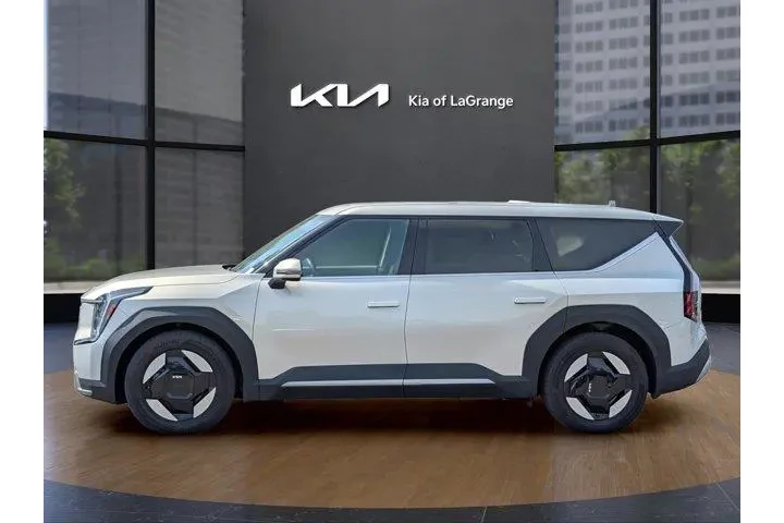 Kia EV9 2024 Light Long Rang image 8